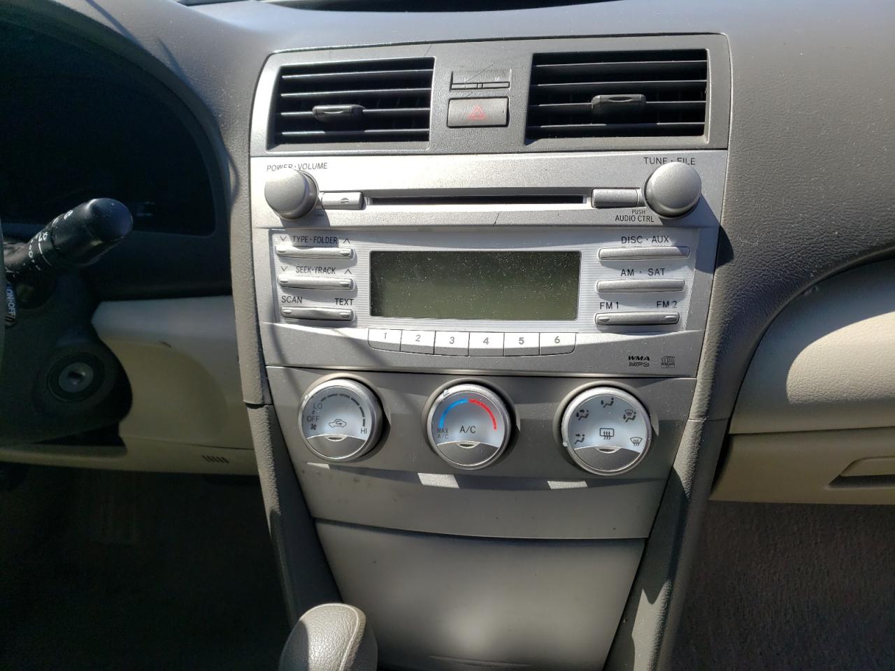 Photo 9 from auction – 2010 TOYOTA CAMRY BASE with VIN 4T1BF3EK3AU079124