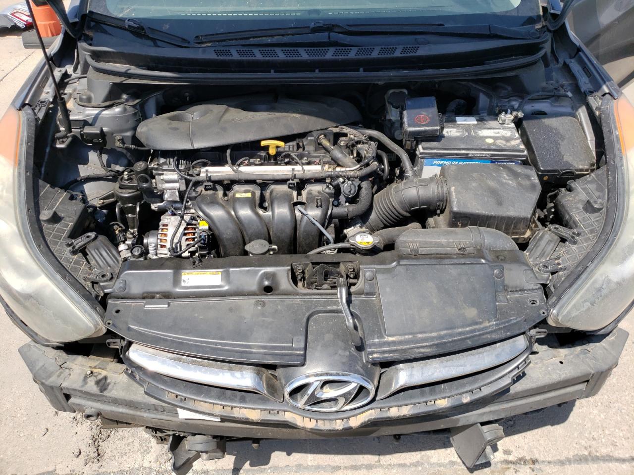 Photo 7 from auction – 2012 HYUNDAI ELANTRA GL with VIN 5NPDH4AE9CH085522