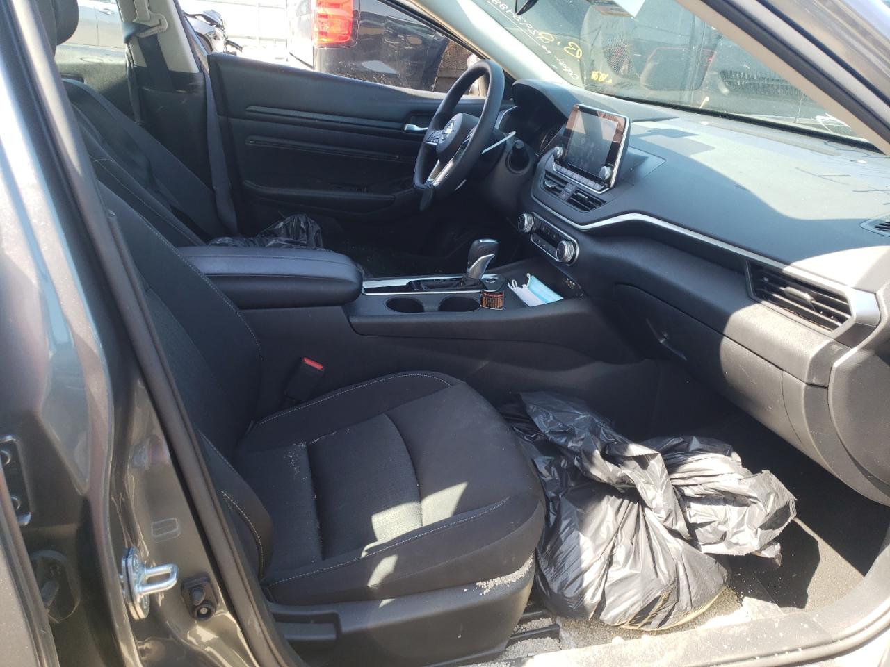 Photo 5 from auction – 2020 NISSAN ALTIMA S with VIN 1N4BL4BV3LC233296
