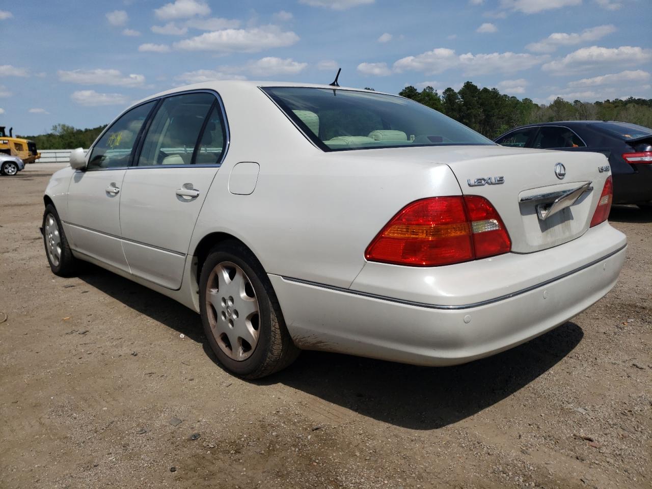 Photo 3 from auction – 2002 LEXUS LS 430 with VIN JTHBN30F720065252
