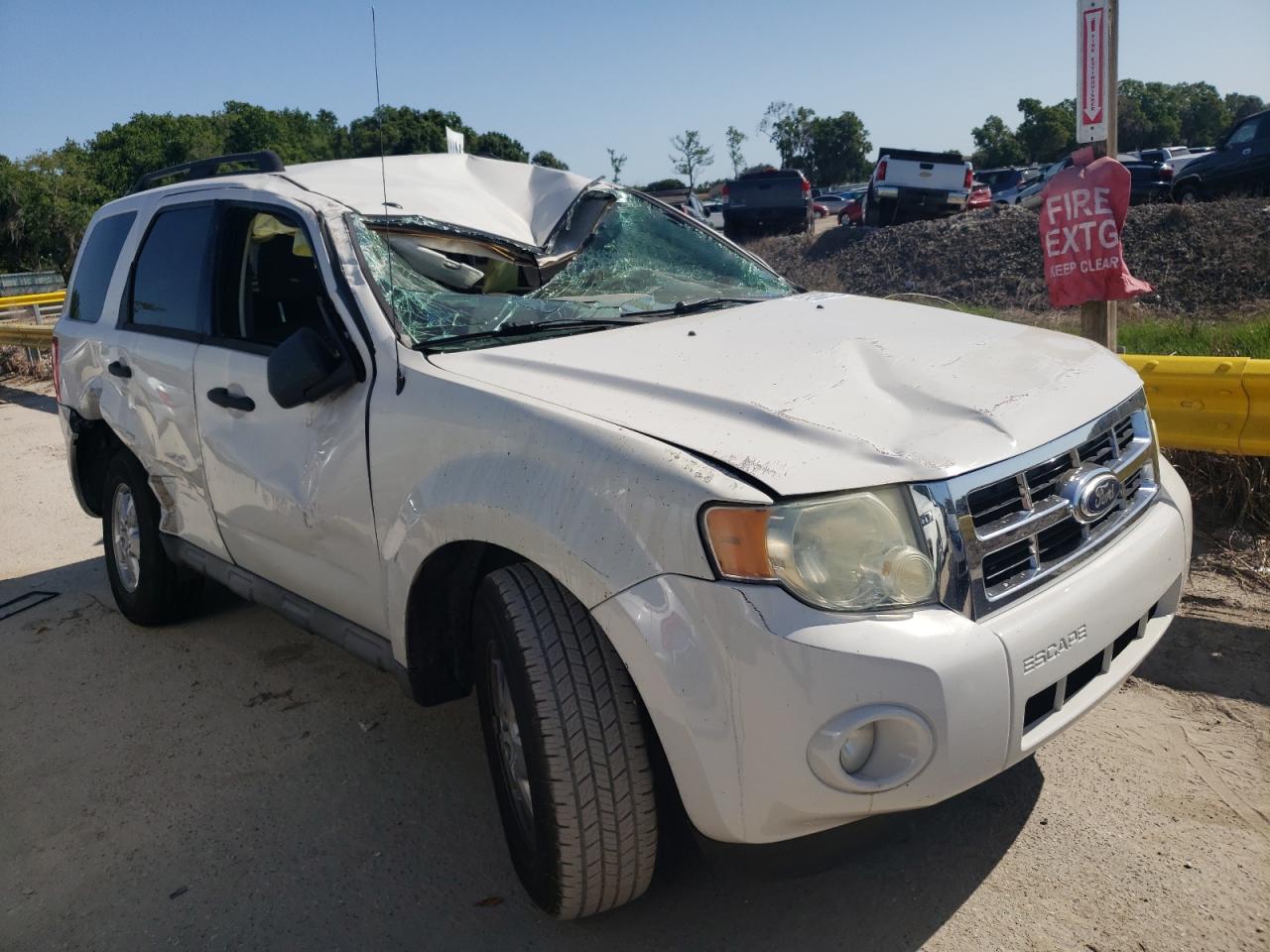 Photo 9 from auction – 2009 FORD ESCAPE XLT with VIN 1FMCU03G99KB34108