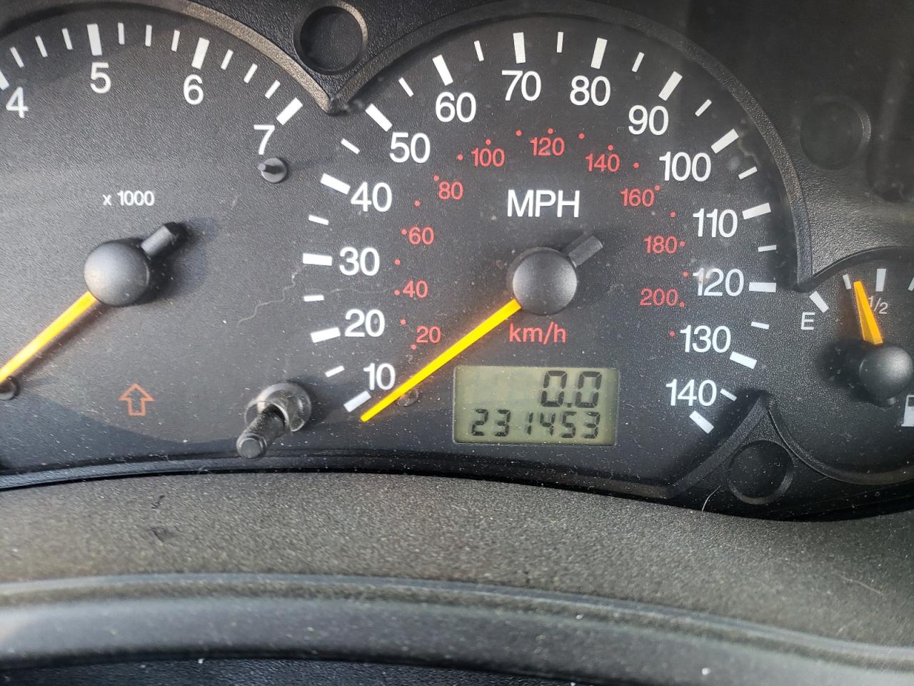 Photo 8 from auction – 2001 FORD FOCUS ZX3 with VIN 3FAFP31361R245182