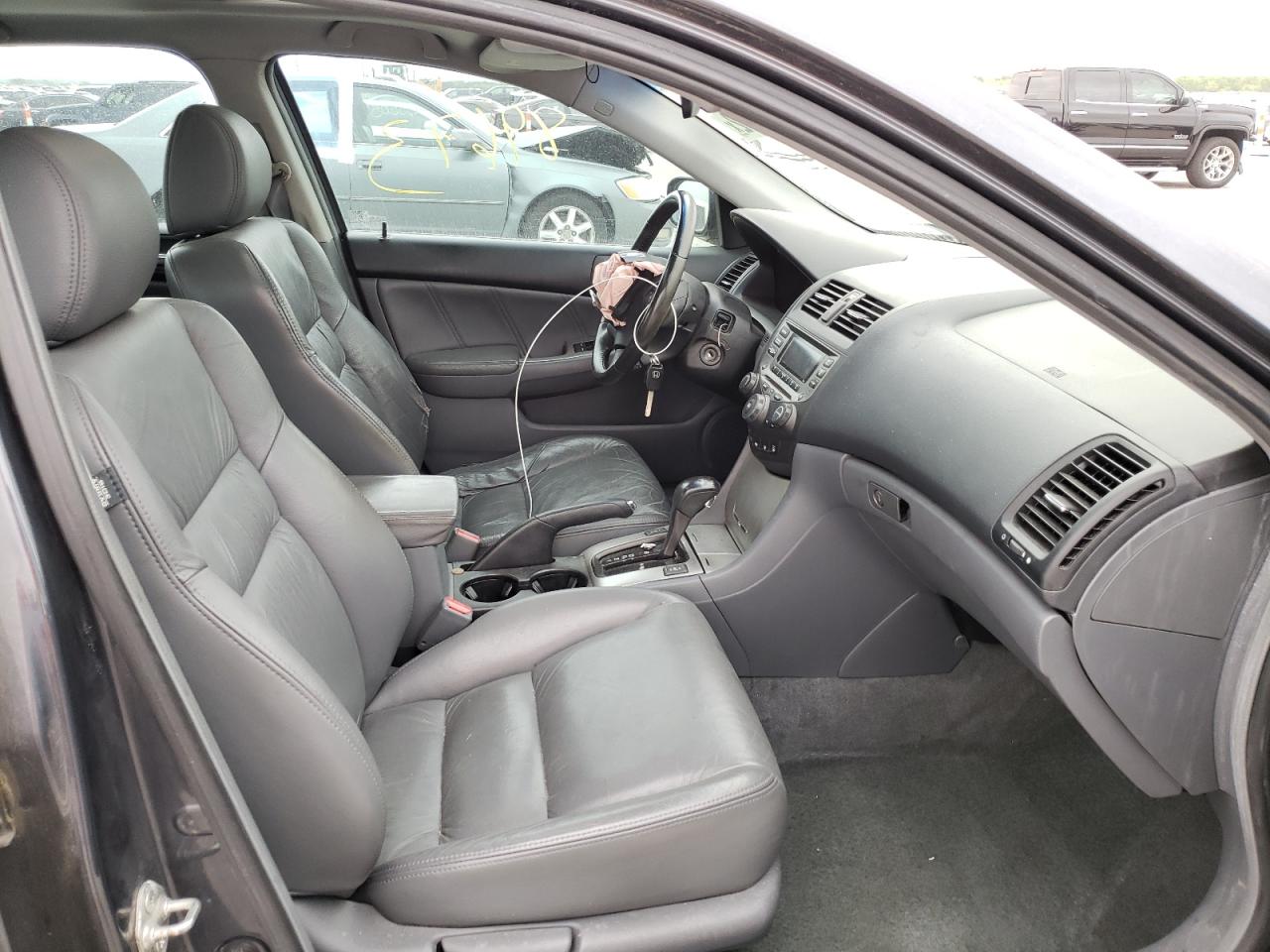 Photo 5 from auction – 2007 HONDA ACCORD EX with VIN 1HGCM56897A087477