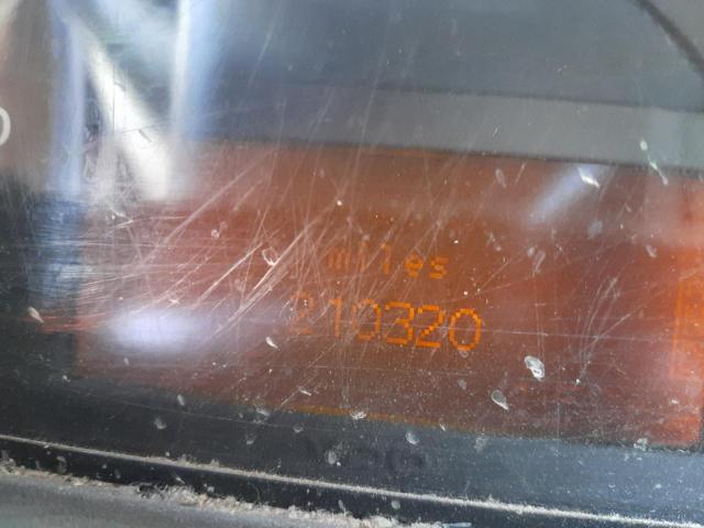 Photo 8 from auction – 2002 MERCEDES-BENZ C 240 with VIN WDBRF61J92F182425