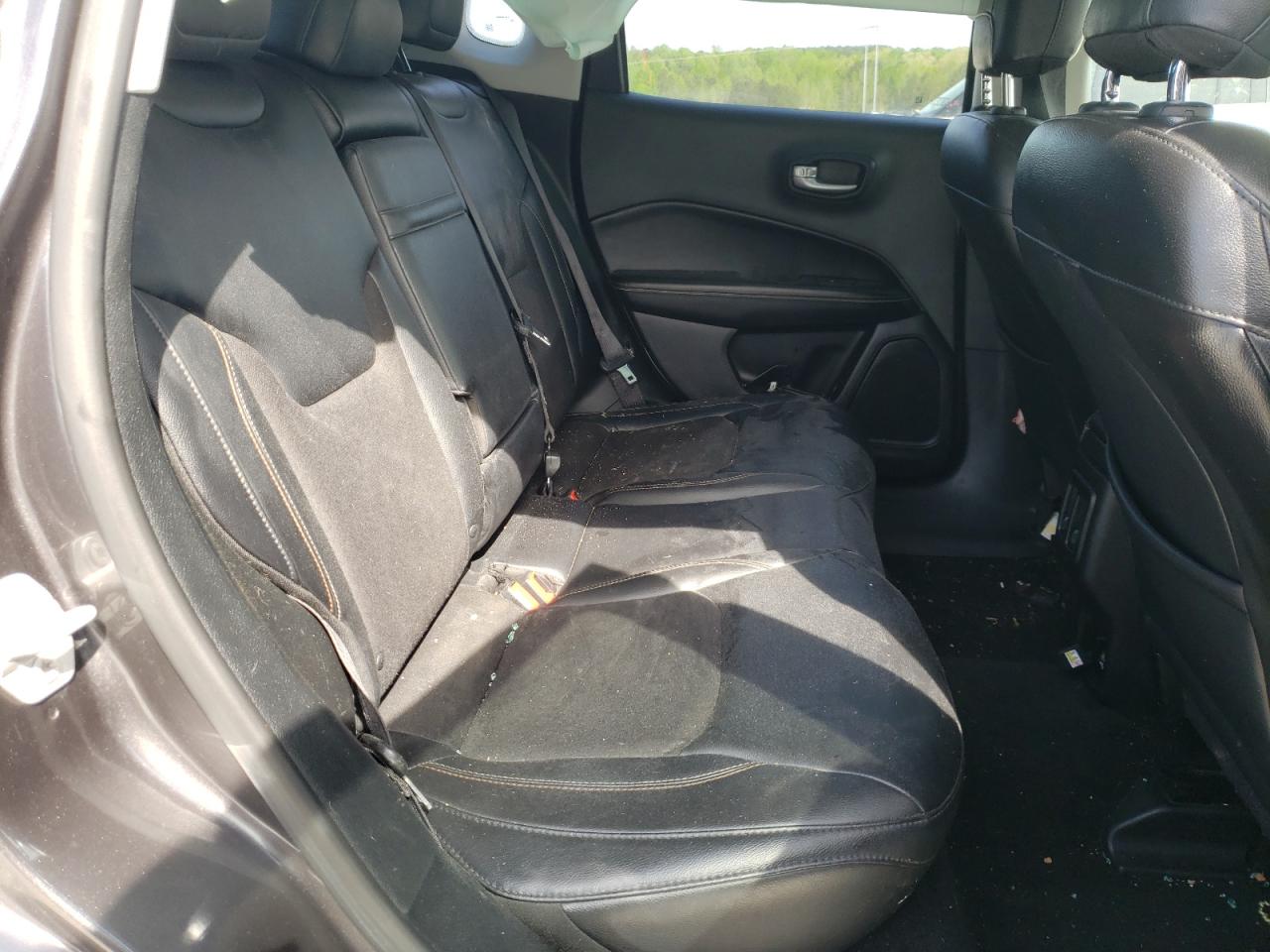 Photo 6 from auction – 2017 JEEP COMPASS LA with VIN 3C4NJCBB1HT652854