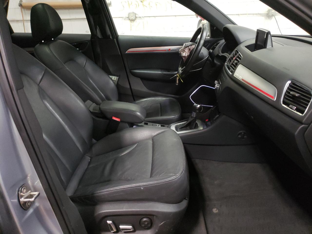 Photo 5 from auction – 2016 AUDI Q3 PRESTIG with VIN WA1GFCFS4GR014054