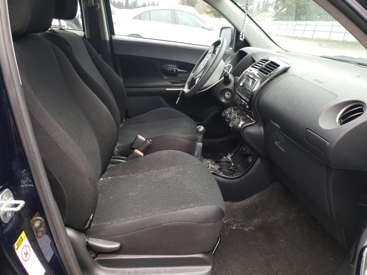 Photo 5 from auction – 2008 TOYOTA SCION XD with VIN JTKKU10418J023632