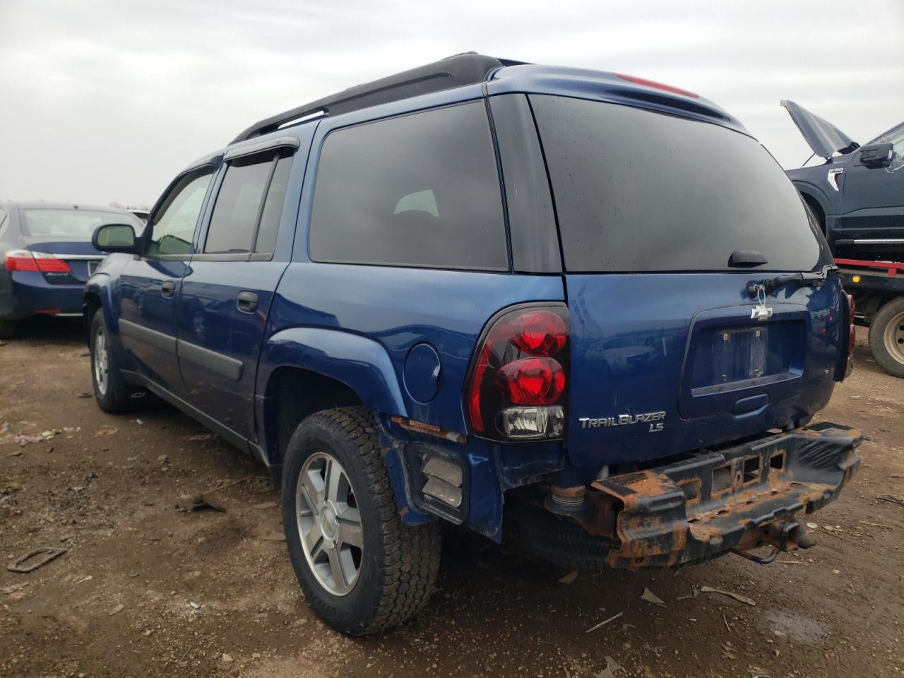 Photo 3 from auction – 2005 CHEVROLET TRAILBLAZE with VIN 1GNET16M056142650