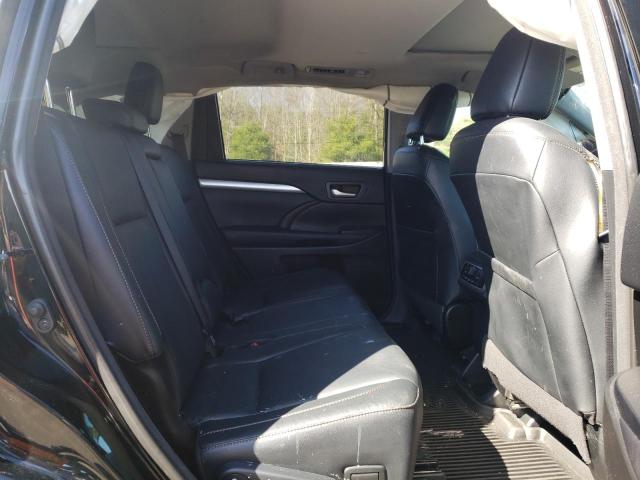 Photo 6 from auction – 2018 TOYOTA HIGHLANDER with VIN 5TDJZRFH3JS893159
