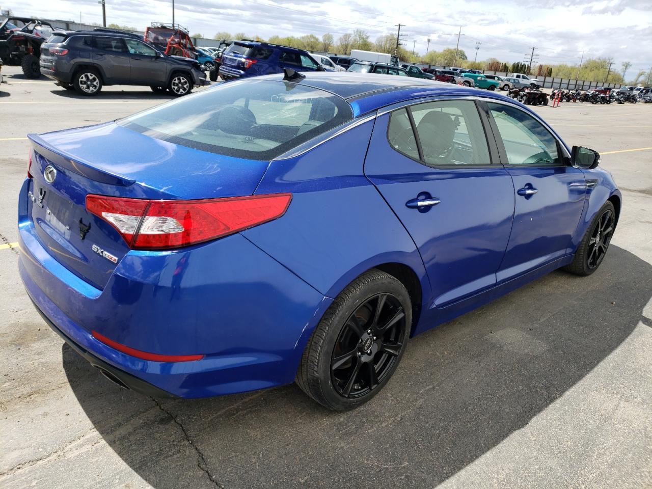 Photo 4 from auction – 2013 KIA OPTIMA SX with VIN 5XXGR4A64DG113646