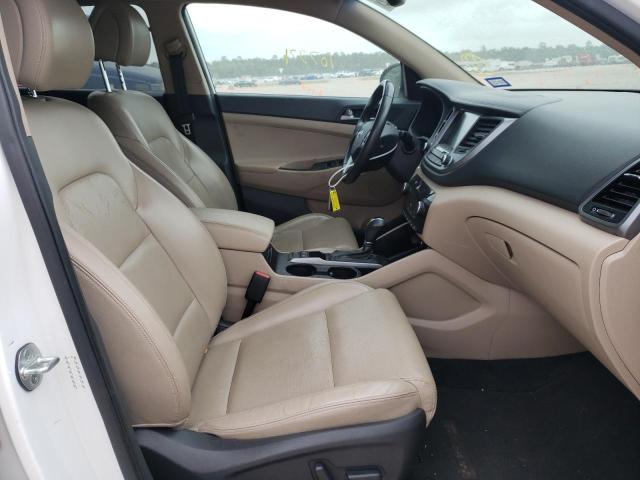 Photo 5 from auction – 2016 HYUNDAI TUCSON LIM with VIN KM8J33A24GU050329