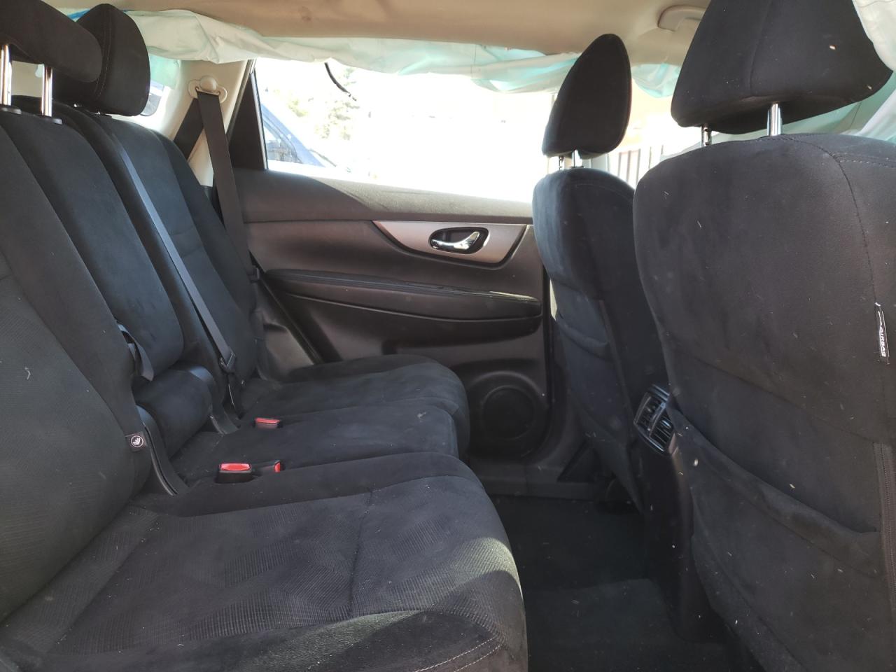 Photo 6 from auction – 2016 NISSAN ROGUE S with VIN 5N1AT2MTXGC784073