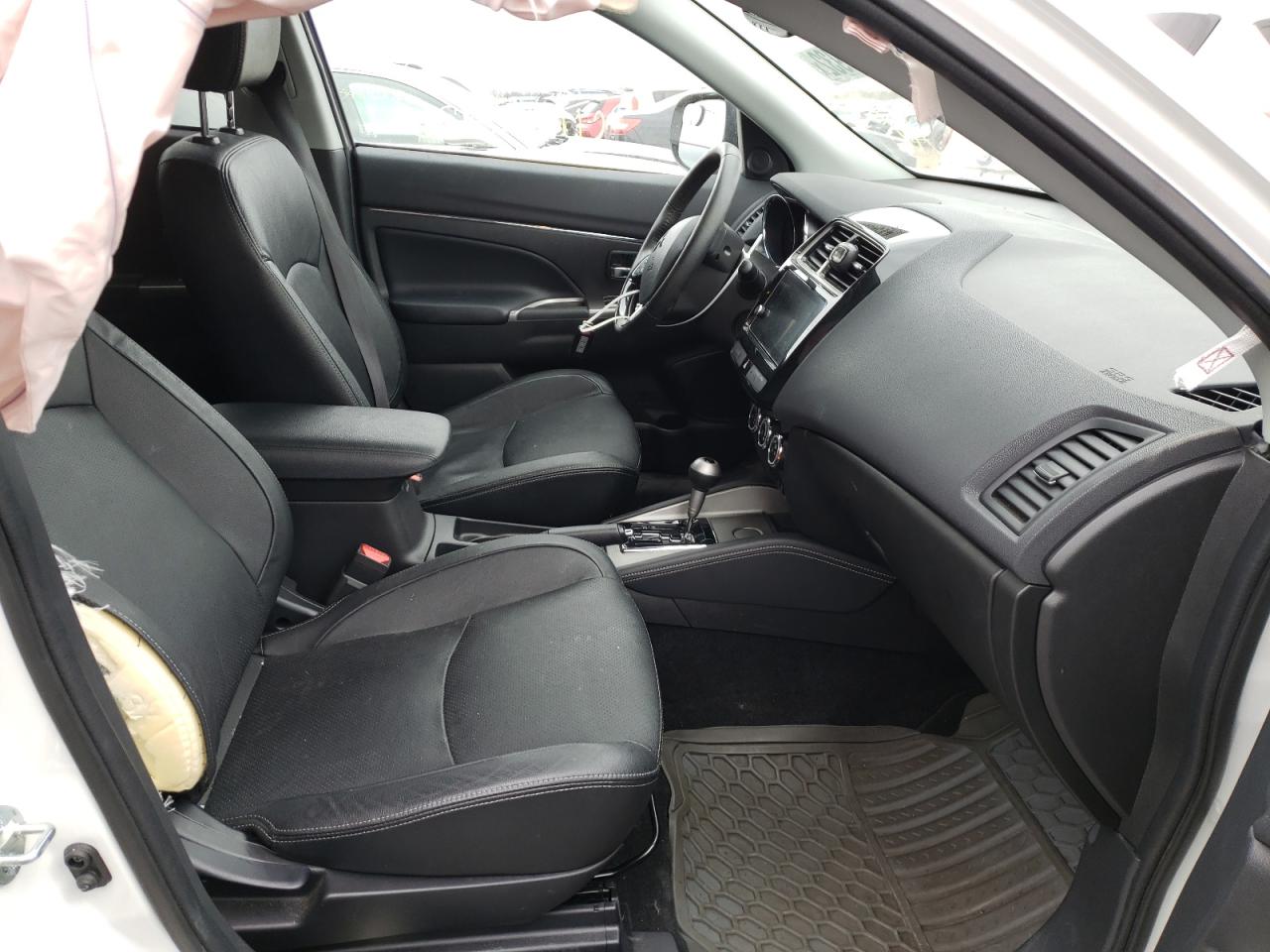 Photo 5 from auction – 2018 MITSUBISHI OUTLANDER with VIN JA4AP4AWXJU019086