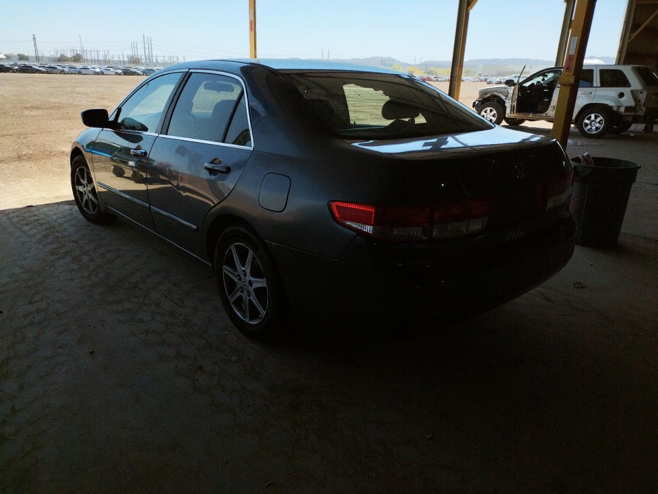 Photo 3 from auction – 2003 HONDA ACCORD EX with VIN 1HGCM66563A050389
