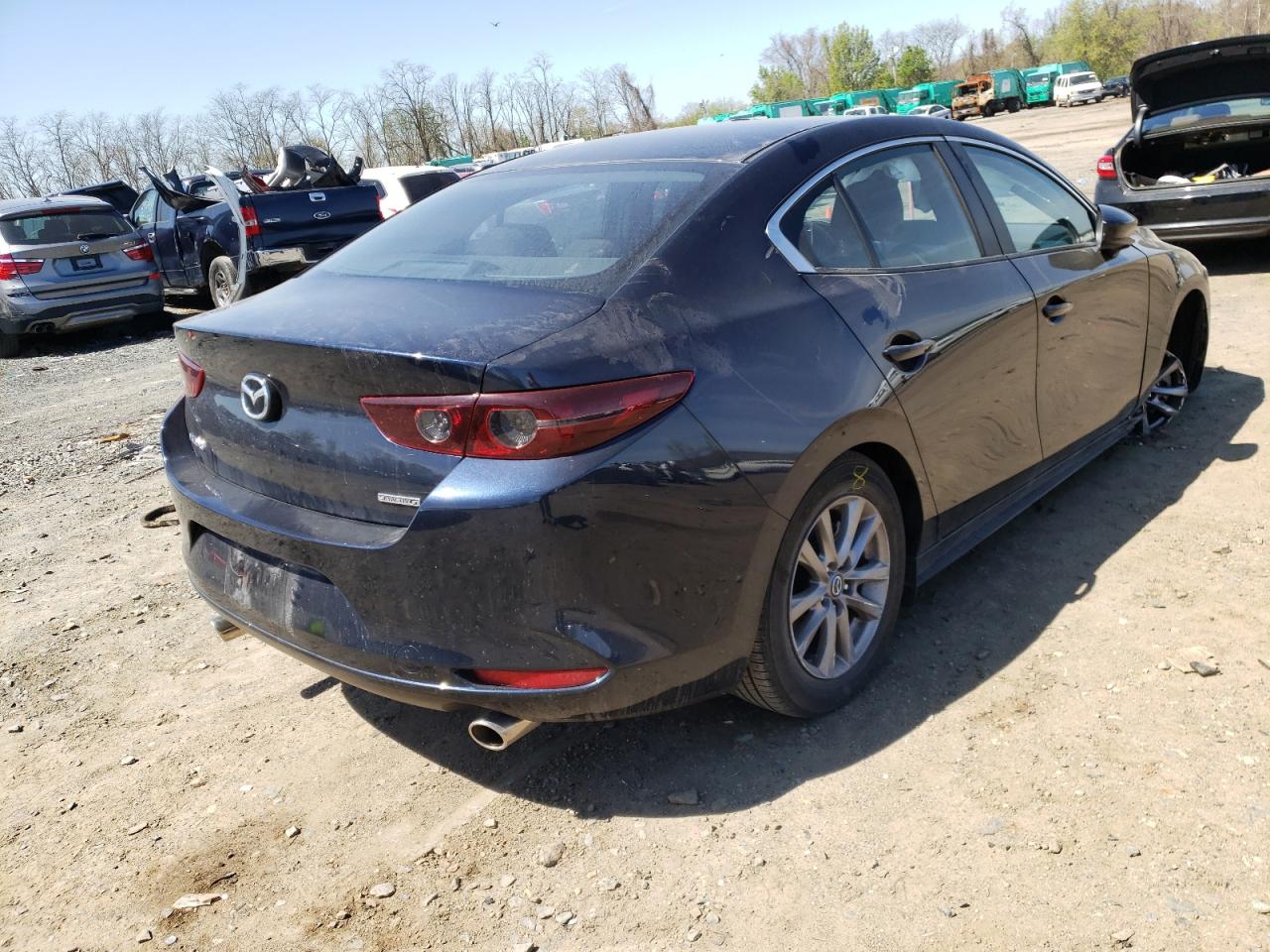 Photo 4 from auction – 2020 MAZDA 3 with VIN JM1BPABL1L1172554