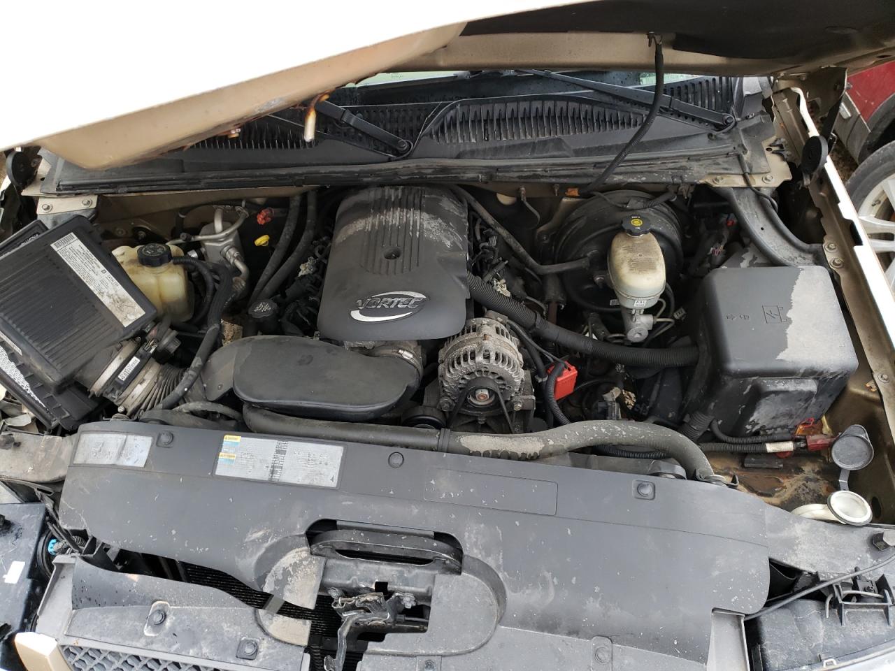 Photo 7 from auction – 2005 CHEVROLET SILVERADO with VIN 1GCEK19B45E189854