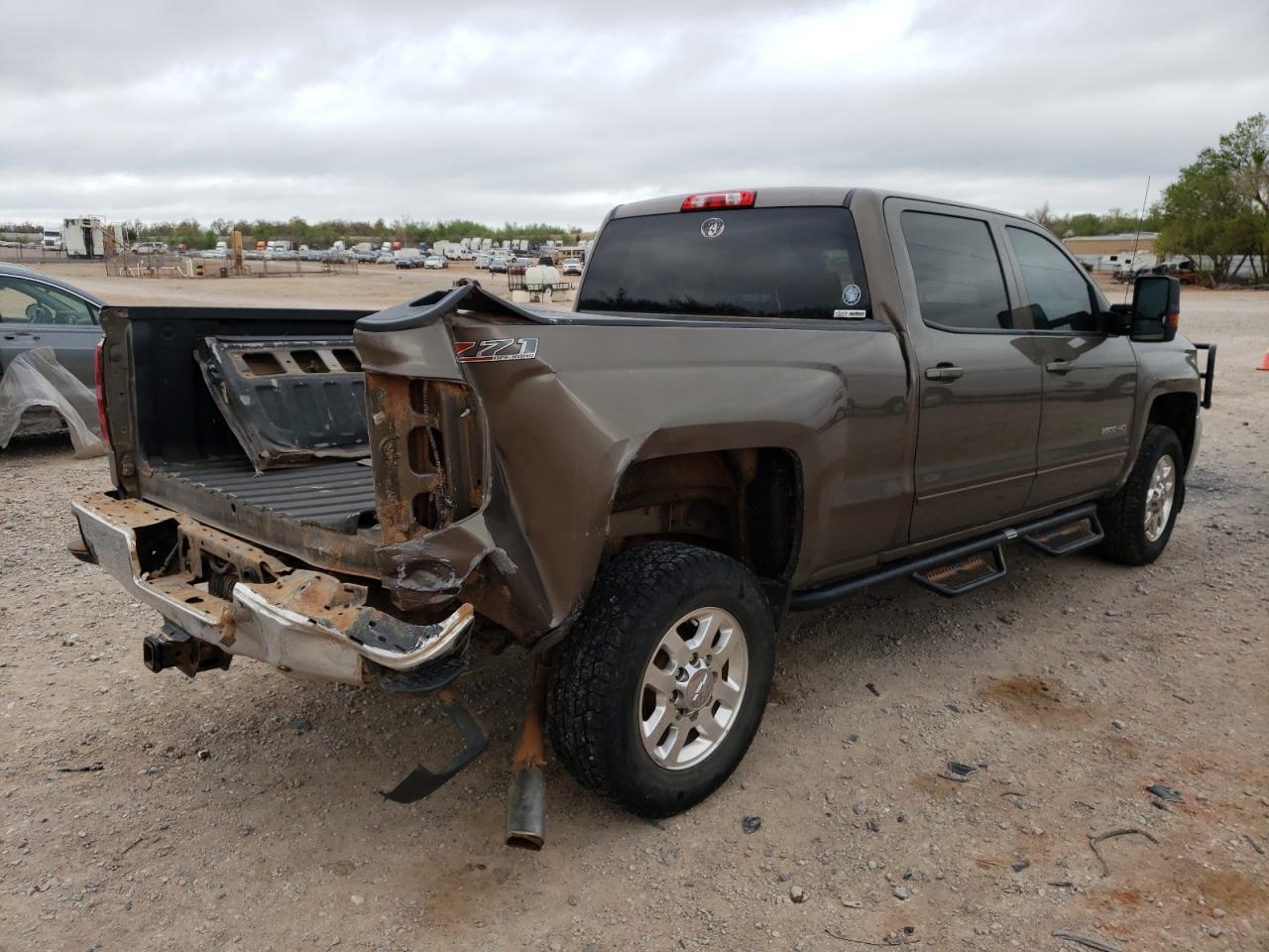 Photo 4 from auction – 2015 CHEVROLET SILVERADO with VIN 1GC1KVEG1FF611100