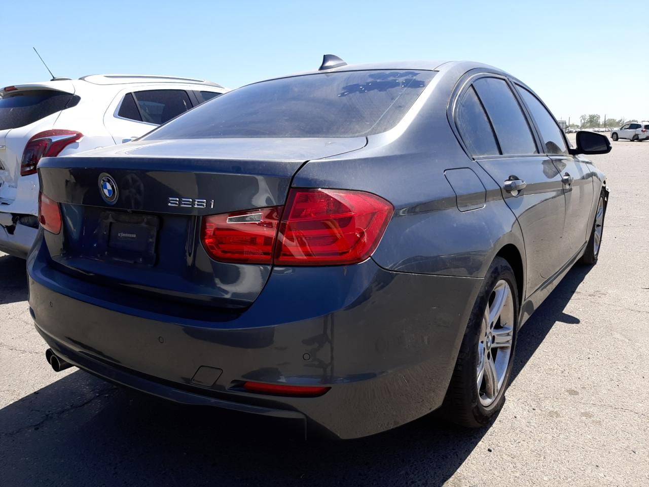 Photo 4 from auction – 2015 BMW 328 I with VIN WBA3A5G52FNS84572