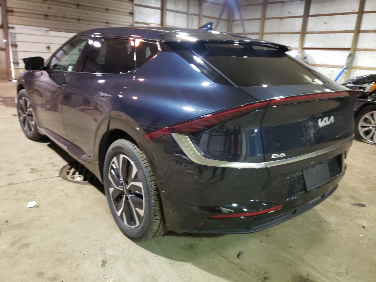 Photo 3 from auction – 2022 KIA EV6 with VIN KNDC3DLC2N5037448