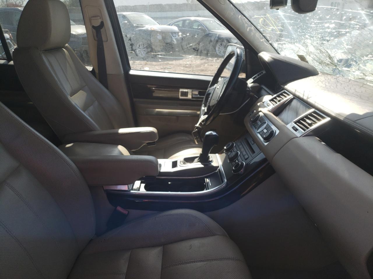 Photo 5 from auction – 2010 LAND ROVER RANGE ROVE with VIN SALSK2D46AA254215