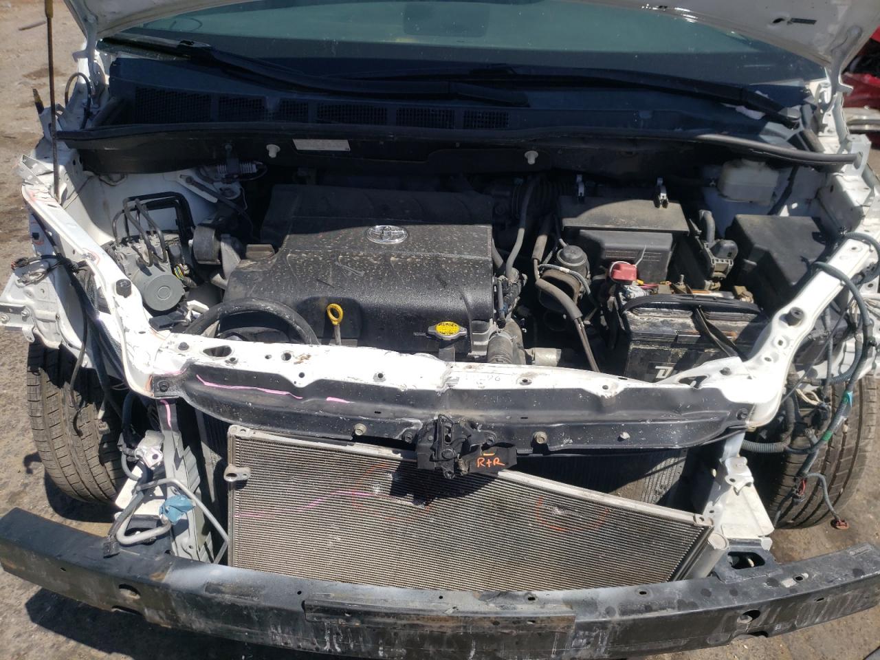 Photo 7 from auction – 2011 TOYOTA SIENNA LE with VIN 5TDKK3DC2BS043358