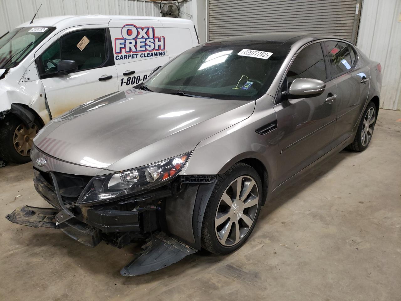 Photo 2 from auction – 2012 KIA OPTIMA with VIN 5XXGR4A63CG016355