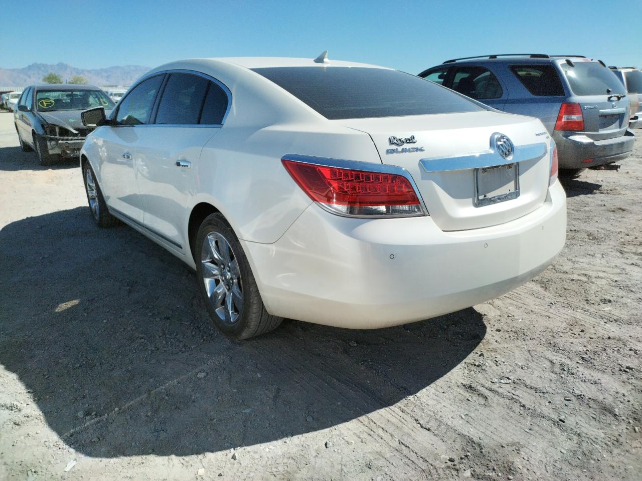 Photo 3 from auction – 2010 BUICK LACROSSE C with VIN 1G4GC5EG2AF258832