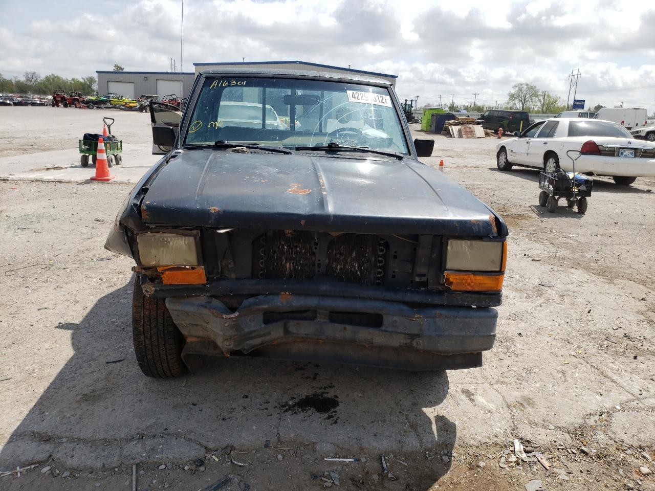 Photo 9 from auction – 1990 FORD RANGER with VIN 1FTCR10A6LUA16301