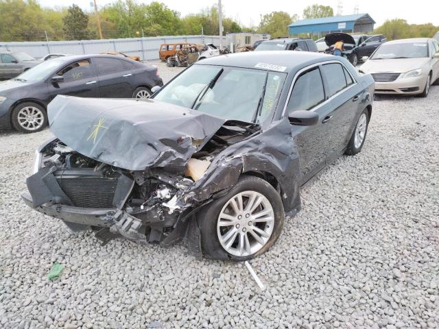 Photo 2 from auction – 2019 CHRYSLER 300 TOURIN with VIN 2C3CCAAG9KH693823