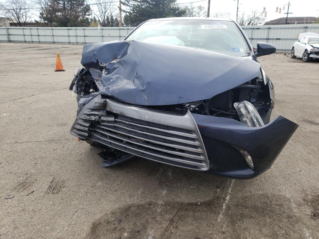 Photo 7 from auction – 2017 TOYOTA CAMRY LE with VIN 4T1BF1FK3HU627832
