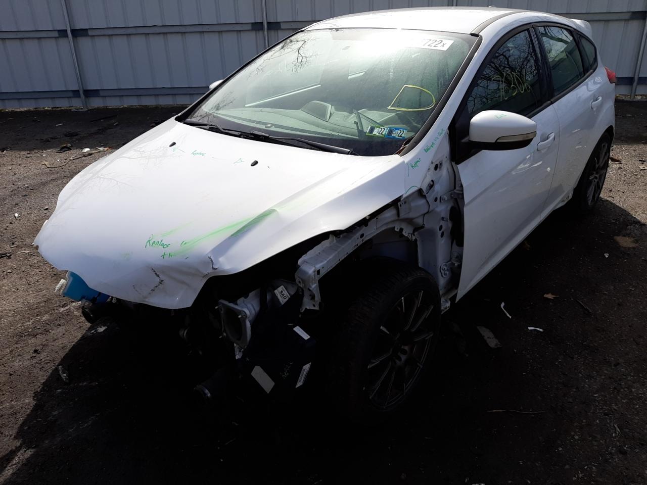 Photo 2 from auction – 2013 FORD FOCUS ST with VIN 1FADP3L90DL364325
