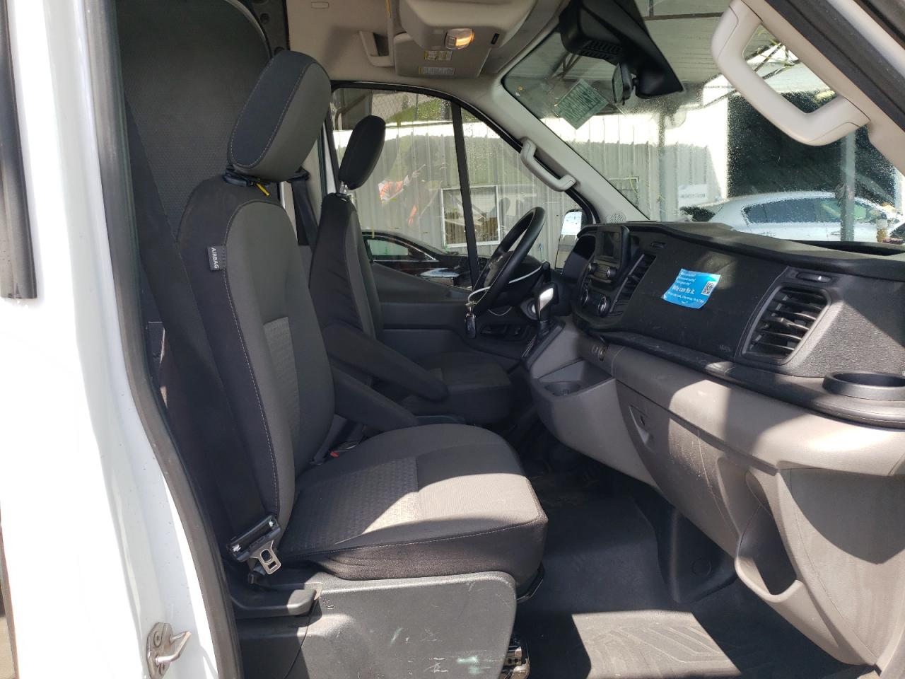 Photo 5 from auction – 2020 FORD TRANSIT T- with VIN 1FTBR1C8XLKA07360