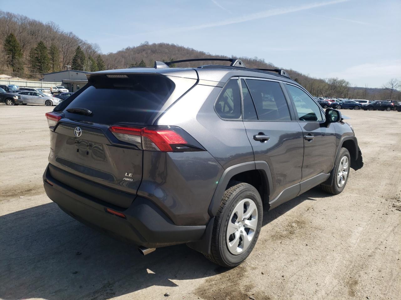 Photo 4 from auction – 2019 TOYOTA RAV4 LE with VIN 2T3F1RFVXKC046319
