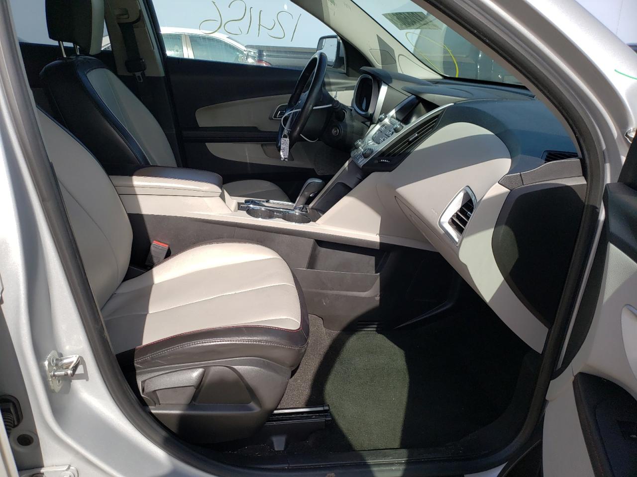 Photo 5 from auction – 2012 CHEVROLET EQUINOX LT with VIN 2GNFLNE58C6351535