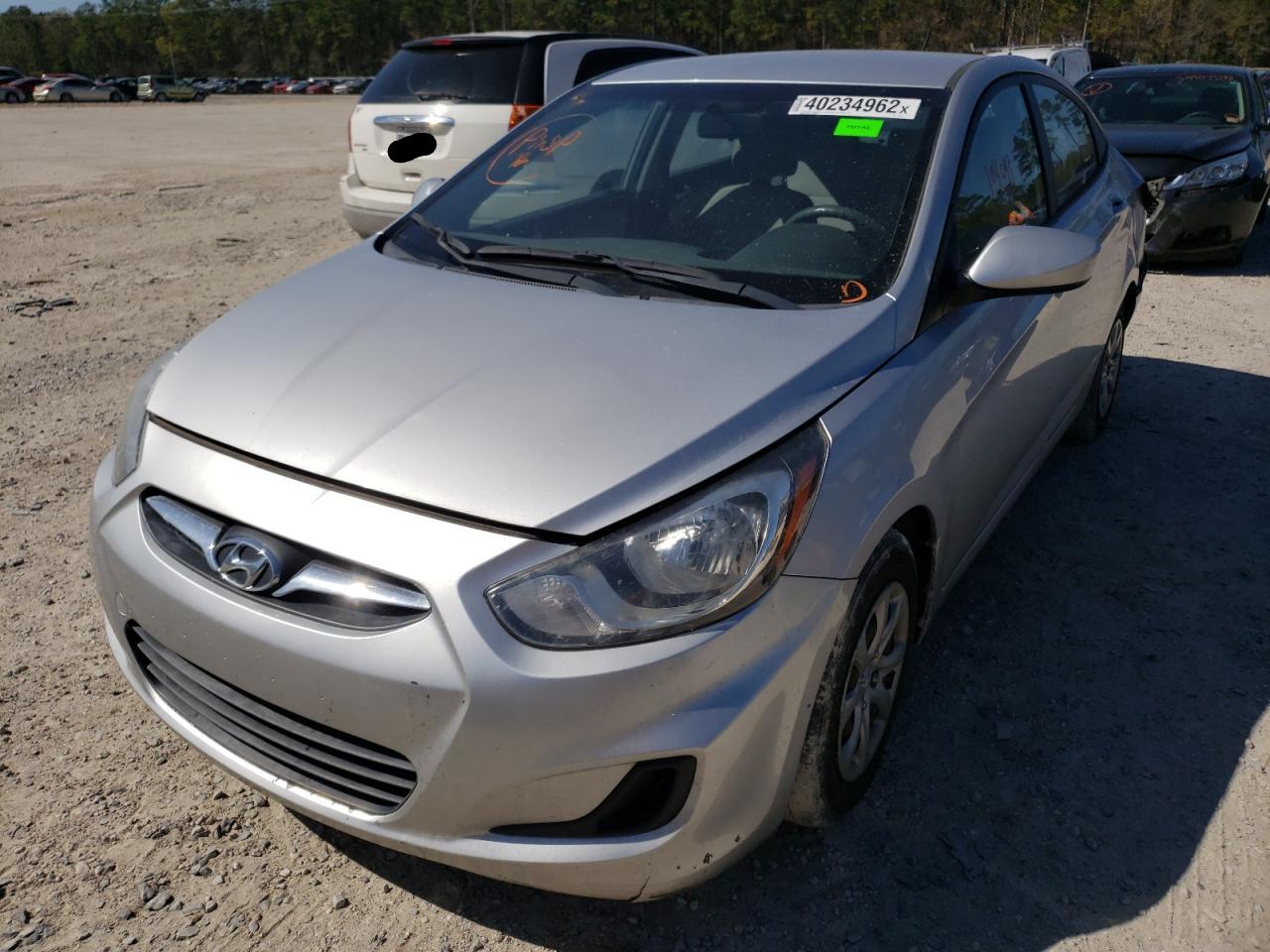Photo 2 from auction – 2012 HYUNDAI ACCENT GLS with VIN KMHCT4AE5CU231507