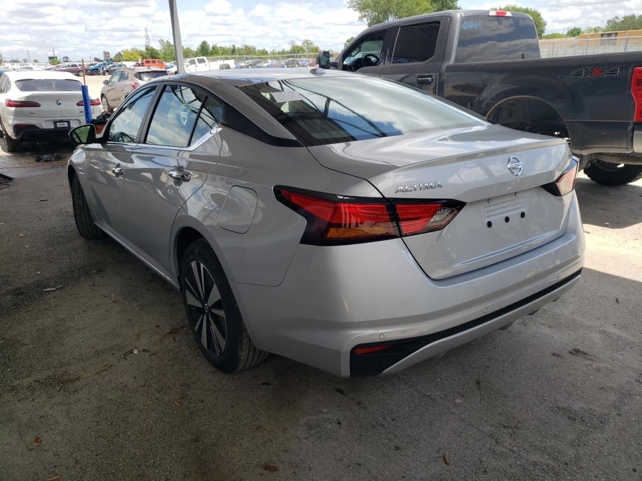 Photo 3 from auction – 2022 NISSAN ALTIMA with VIN 1N4BL4DV2NN307246