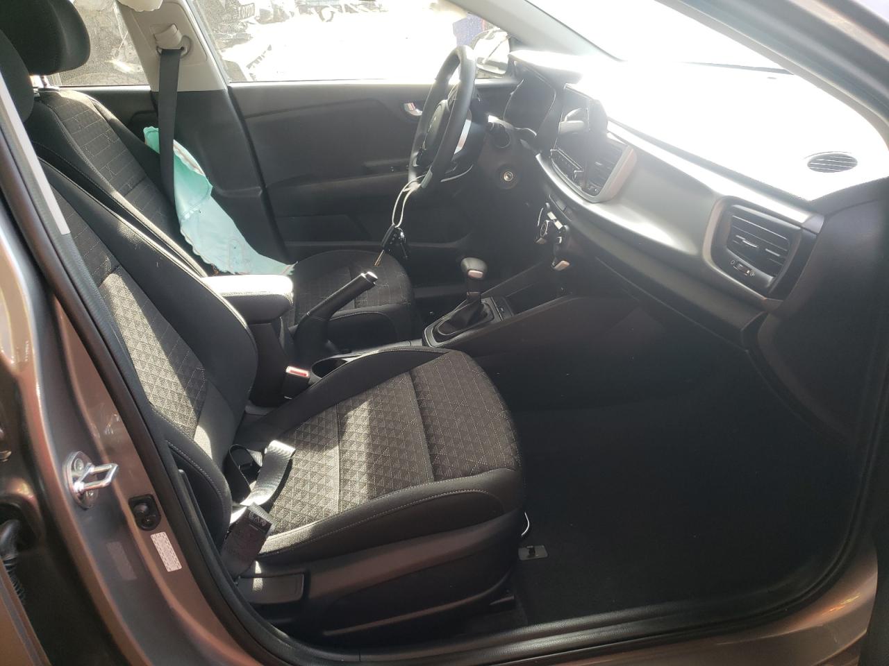 Photo 5 from auction – 2022 KIA RIO with VIN 3KPA24AD0NE440970