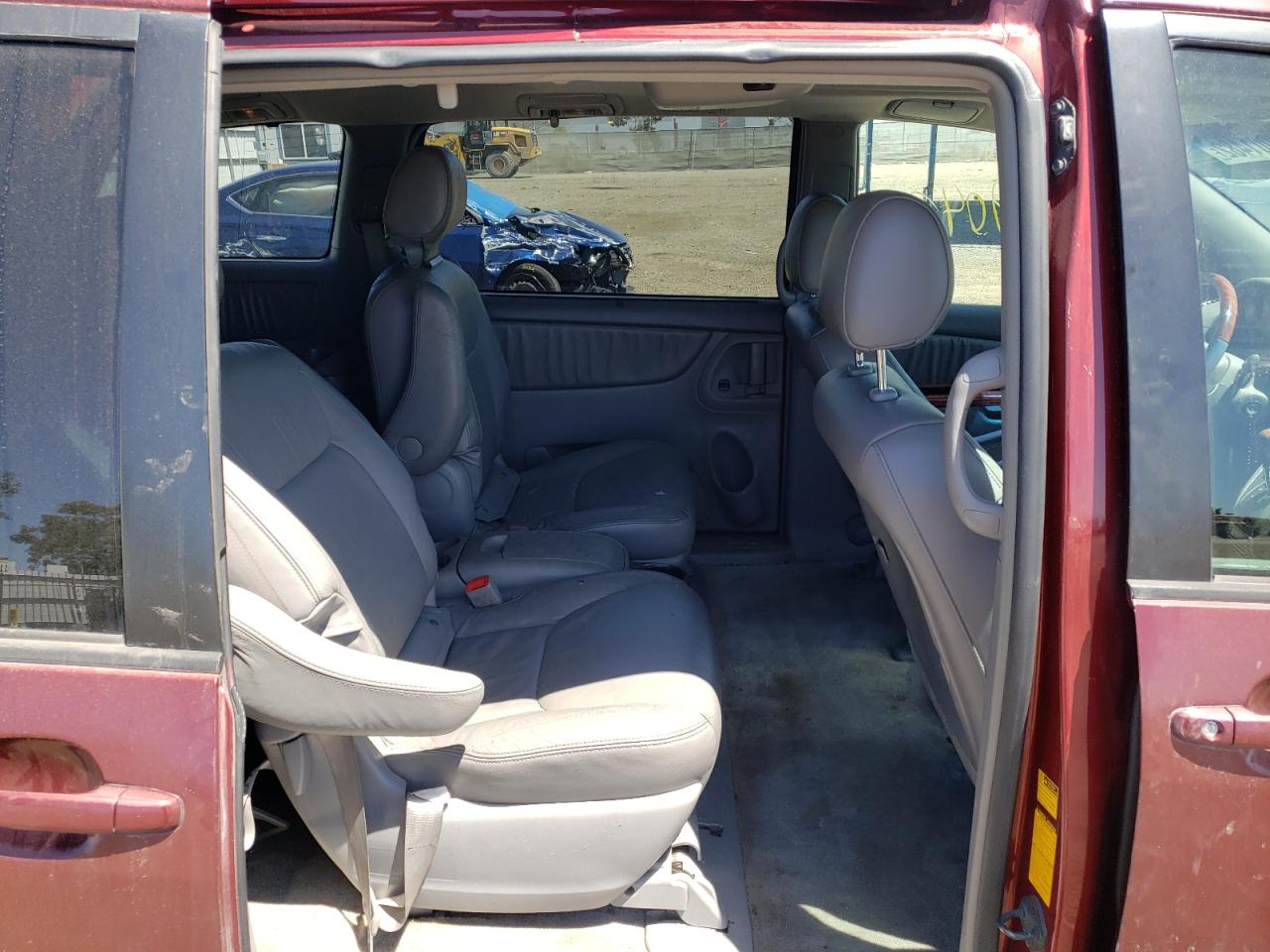 Photo 6 from auction – 2006 TOYOTA SIENNA with VIN 5TDZA22C26S535098