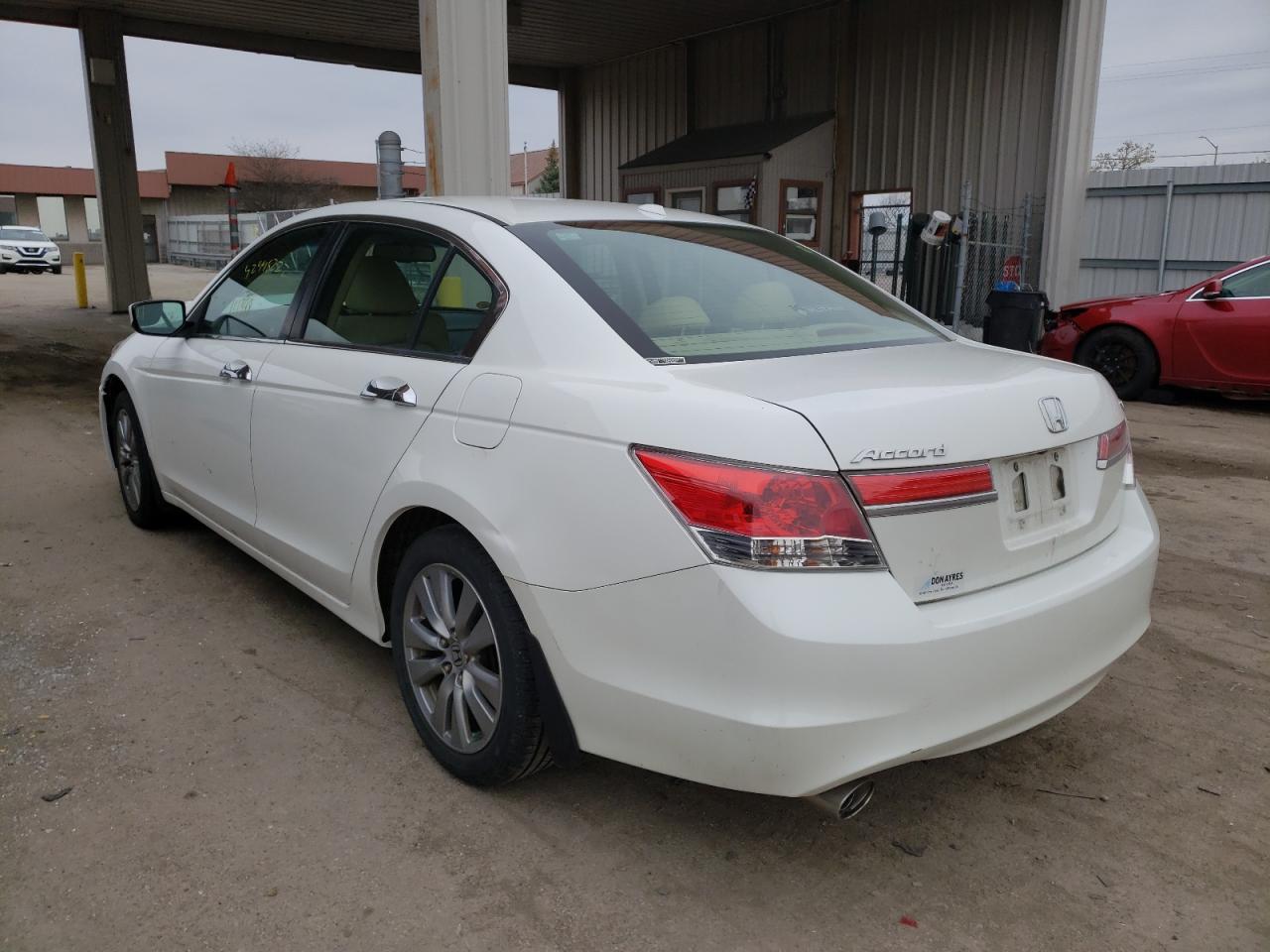 Photo 3 from auction – 2011 HONDA ACCORD EXL with VIN 1HGCP3F82BA028338