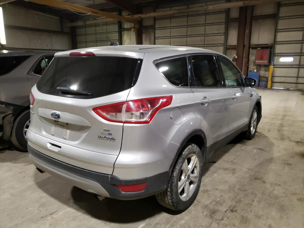 Photo 4 from auction – 2016 FORD ESCAPE with VIN 1FMCU9GX3GUB85815