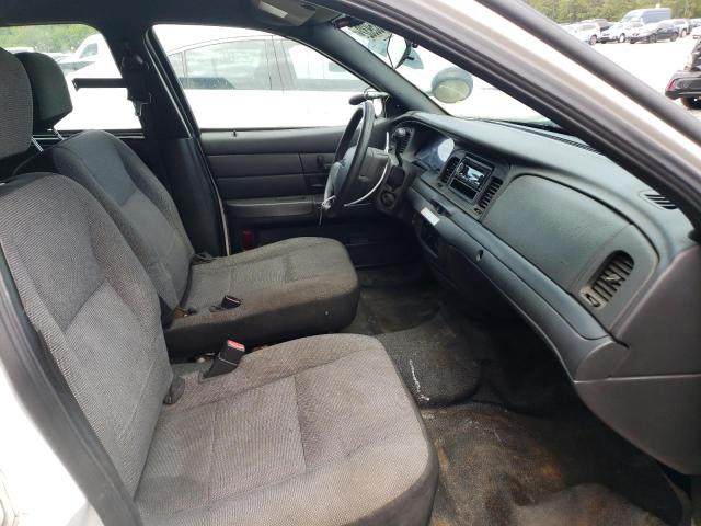 Photo 5 from auction – 2007 FORD CROWN VICT with VIN 2FAFP71WX7X140074