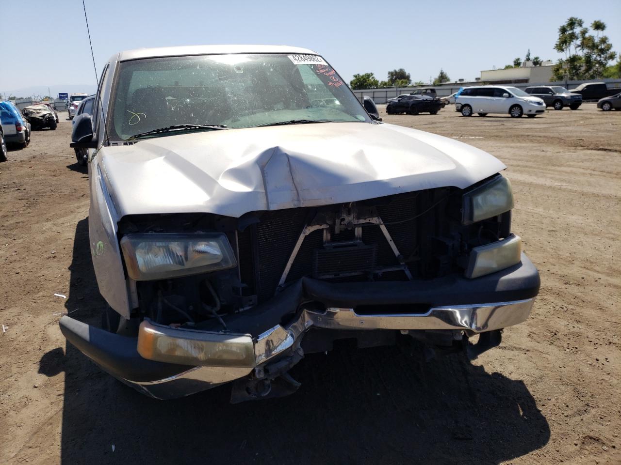 Zdjęcie 9 z aukcji – 2005 CHEVROLET SILVERADO z VIN 2GCEC13T951377866