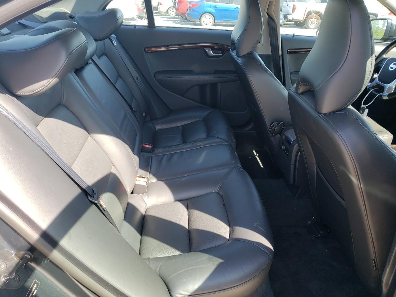 Photo 6 from auction – 2013 VOLVO S80 3.2 with VIN YV1952AS4D1171333