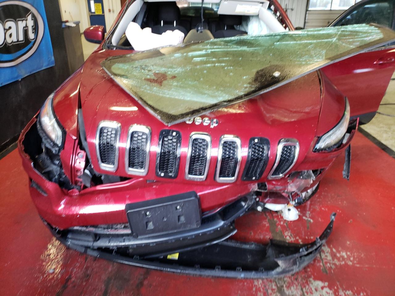 Photo 7 from auction – 2016 JEEP CHEROKEE L with VIN 1C4PJLCB6GW135243