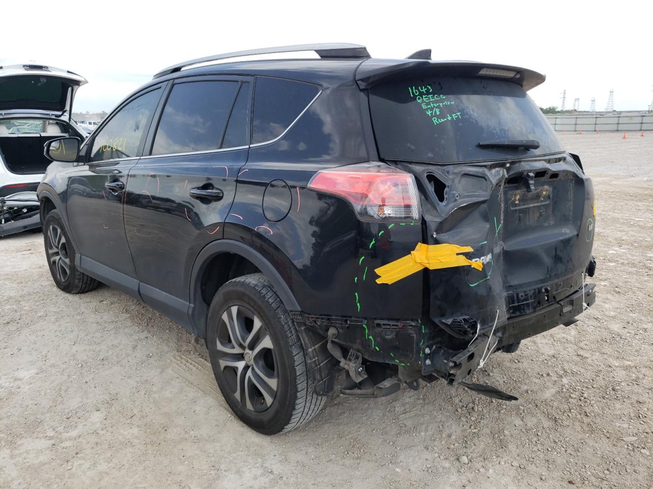 Photo 3 from auction – 2017 TOYOTA RAV4 LE with VIN 2T3ZFREV0HW329397