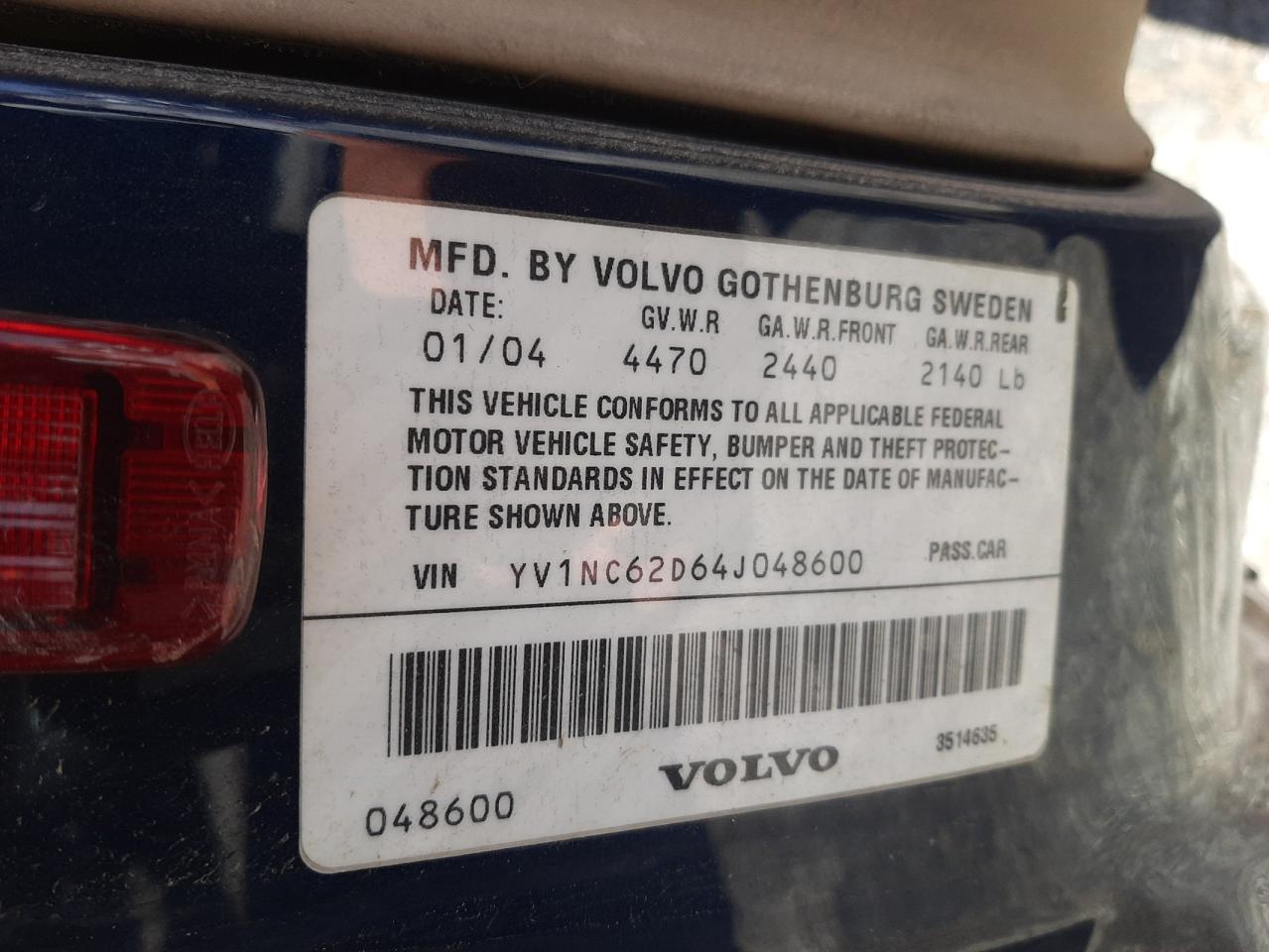 Photo 10 from auction – 2004 VOLVO C70 HPT with VIN YV1NC62D64J048600
