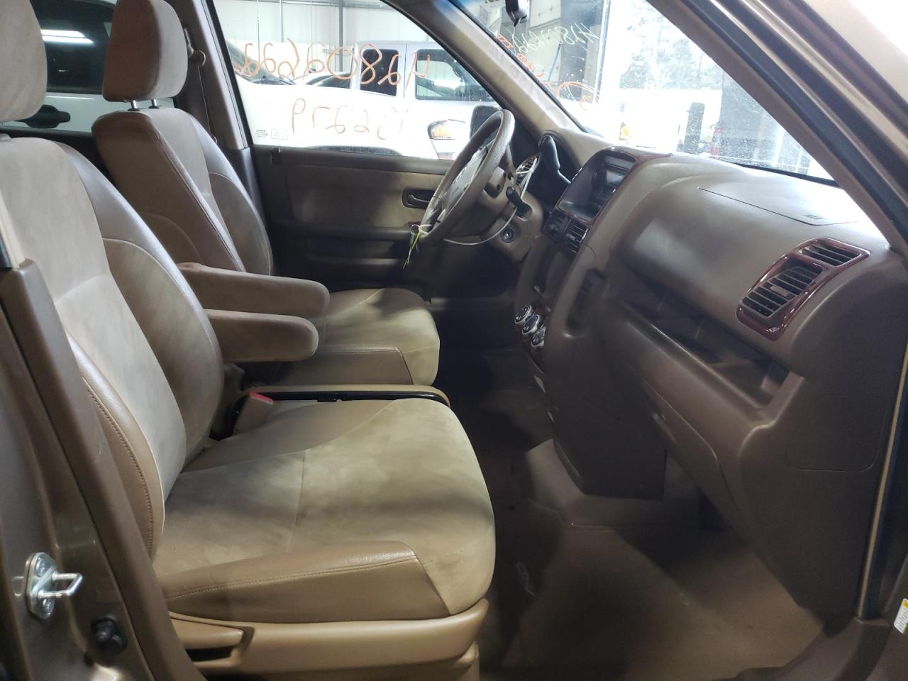 Photo 5 from auction – 2003 HONDA CR-V EX with VIN SHSRD78873U155884