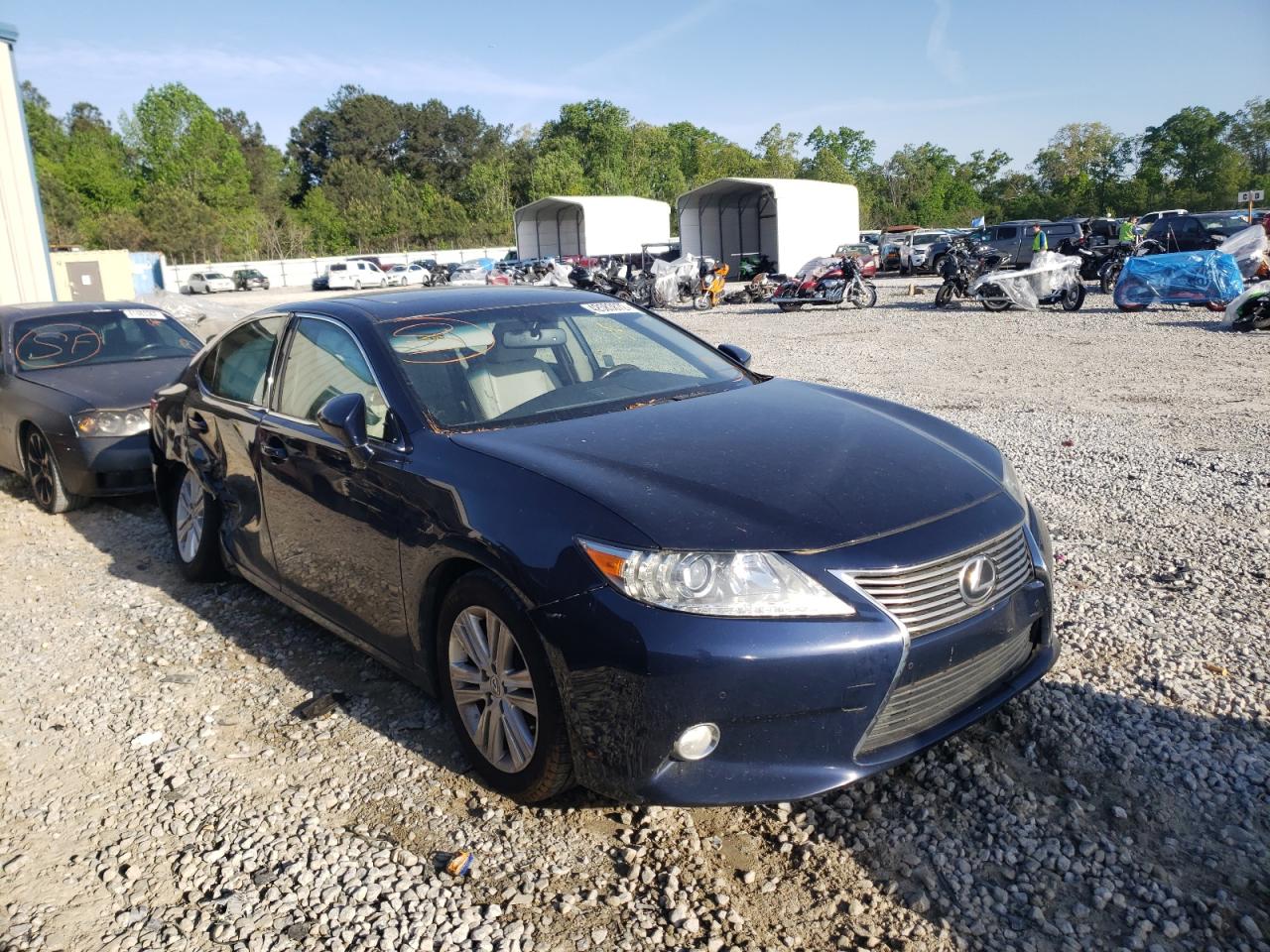 LEXUS ES 350 2014 with VIN JTHBK1GG6E2127468 - Photo from auction