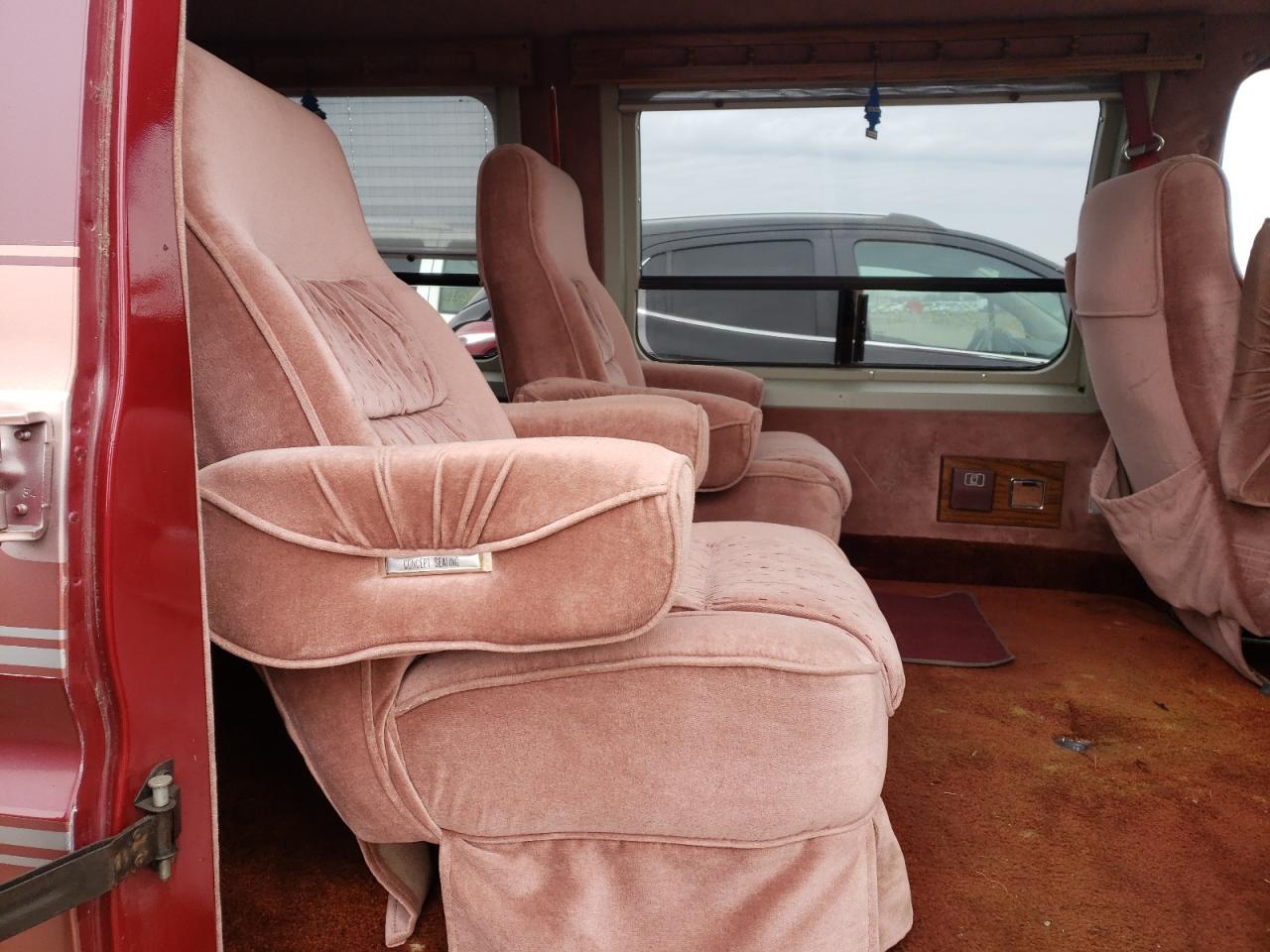 Photo 6 from auction – 1990 FORD ECONOLINE with VIN 1FDEE14N6LHA56562