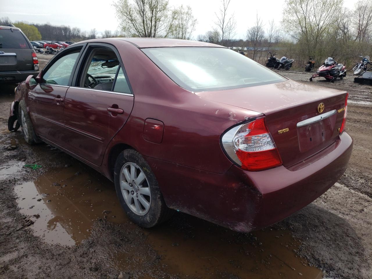 Photo 3 from auction – 2003 TOYOTA CAMRY LE with VIN 4T1BF30K73U057086